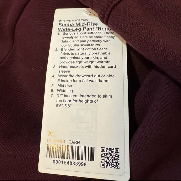 Women's Lululemon Wide Leg Scuba Sweatpants in Goodnight Plum - Picture 7 of 9